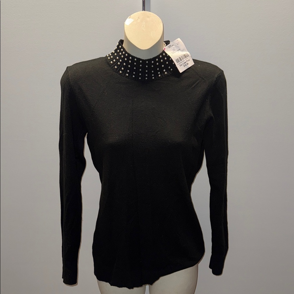 Chic Black Studded Long Sleeve Top